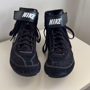 Nike wrestling shoes